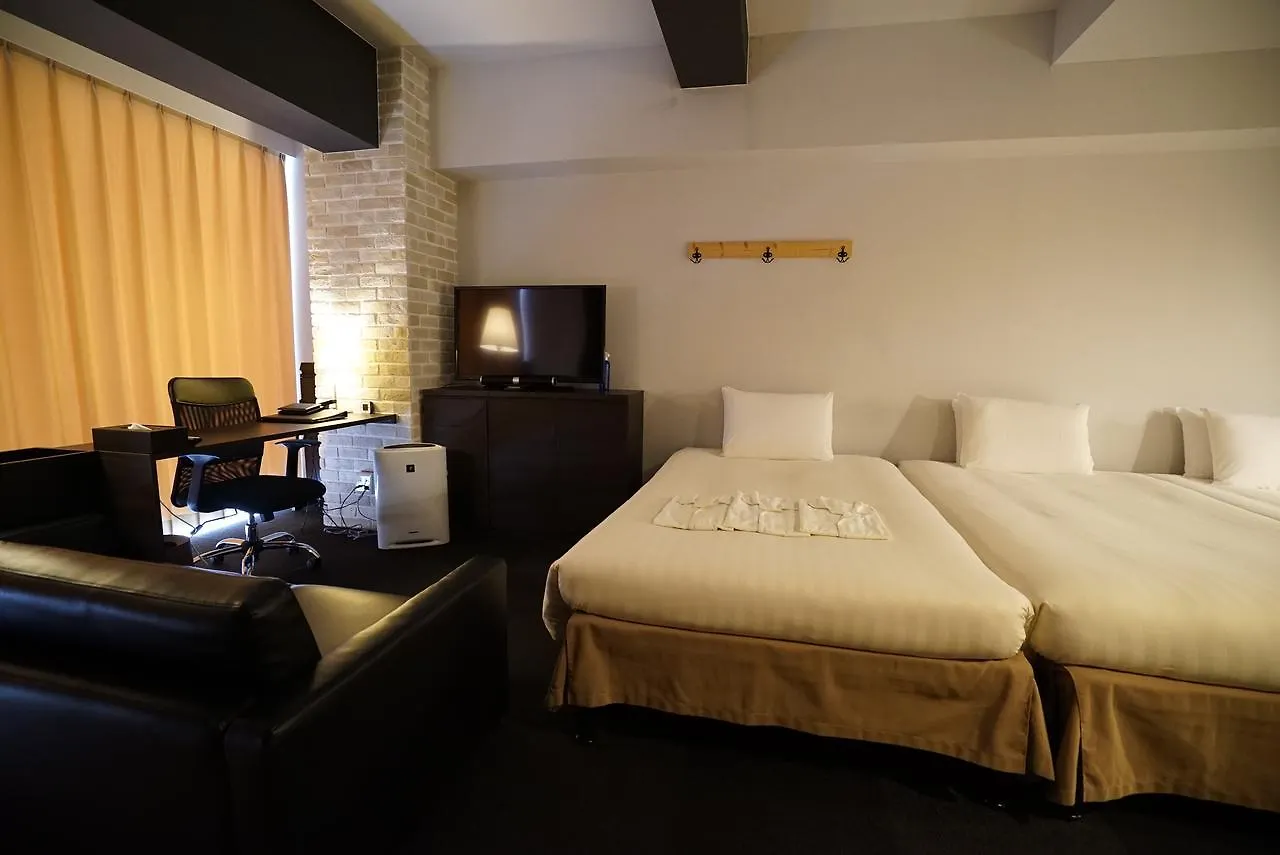 Отель The Rooms Осака