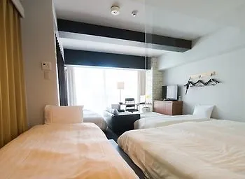The Rooms Oszaka 3*,